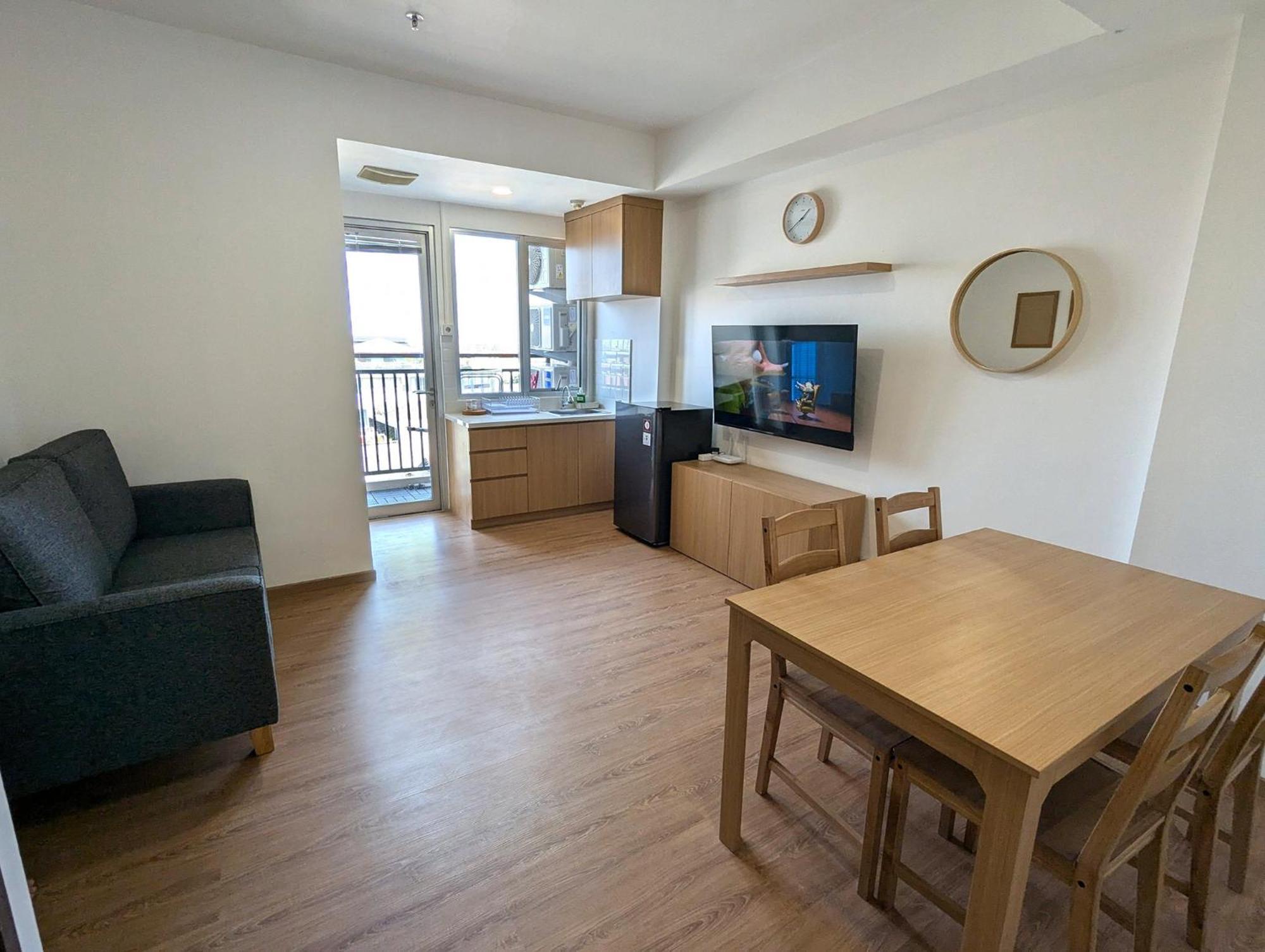 Apartemen Cozy Japanese Muji Style 2bedroom Up To 7 People